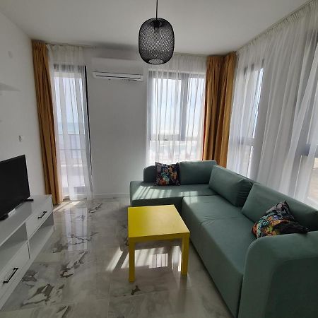 Gold Beach Apart Obzor Exterior photo