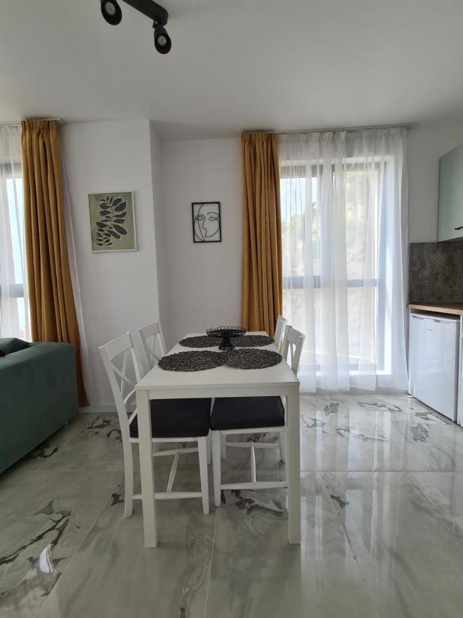Gold Beach Apart Obzor Exterior photo
